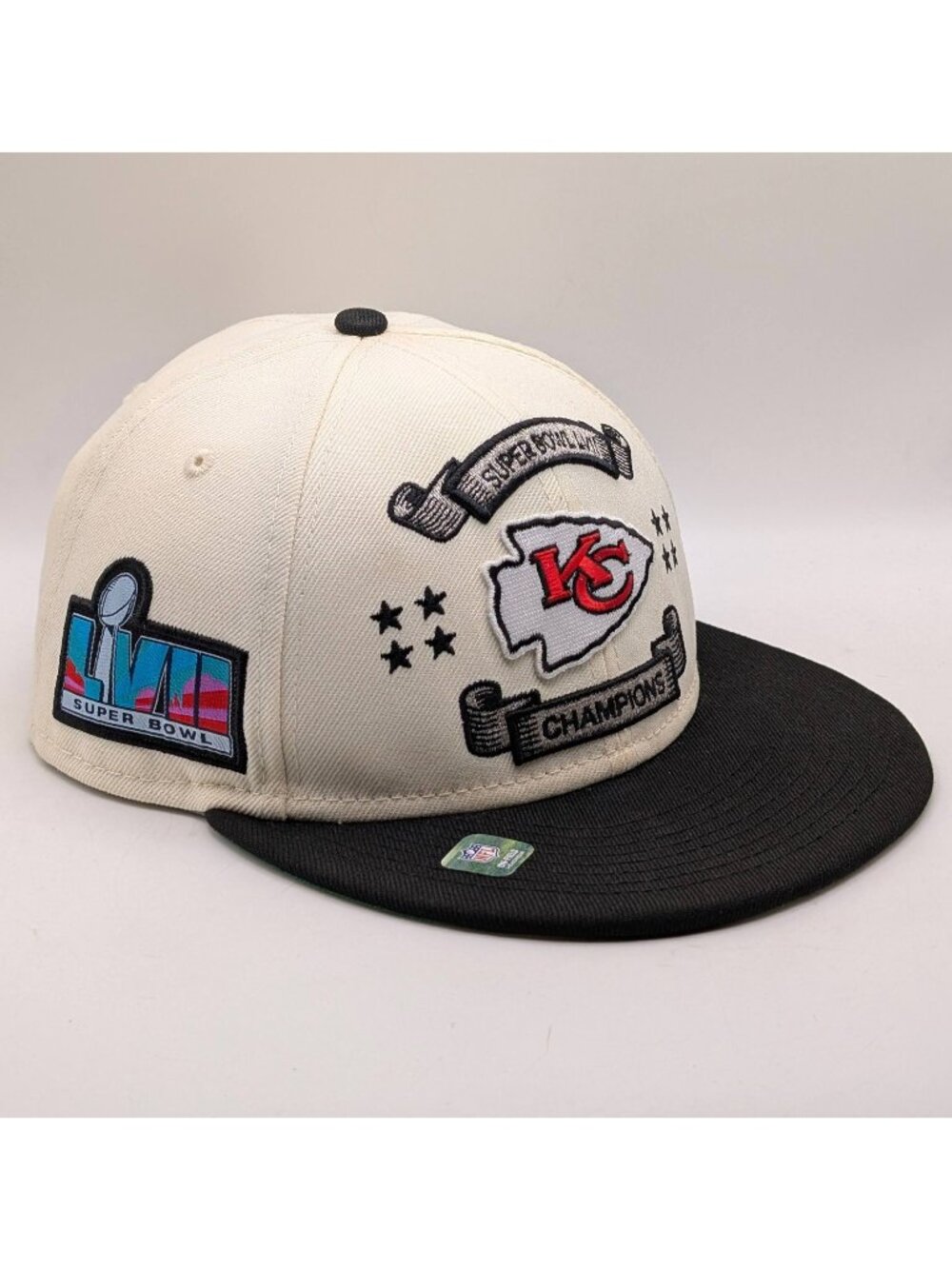 Kansas City Chiefs SUPER BOWL LVII CHAMPIONS Snapback Hat NFL KC New Era 9FIFTY